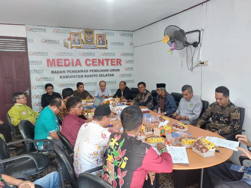 Sosialisasi Pendaftaran Calon Anggota Bawaslu Kabupaten/Kota, Timsel Wilayah II Provinsi Kalteng Gelar Sosialisasi di Kabupaten Barito Selatan