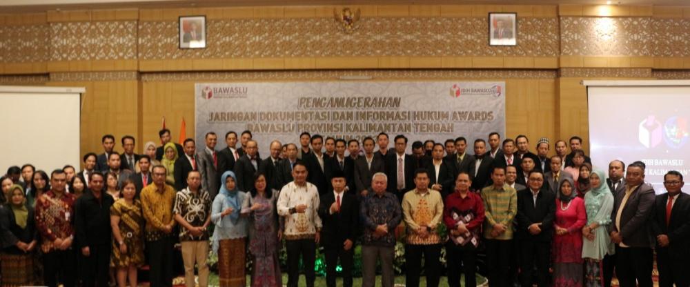Tingkatkan JDIH Bawaslu, Bawaslu Kalteng Gelar Penganugerahan