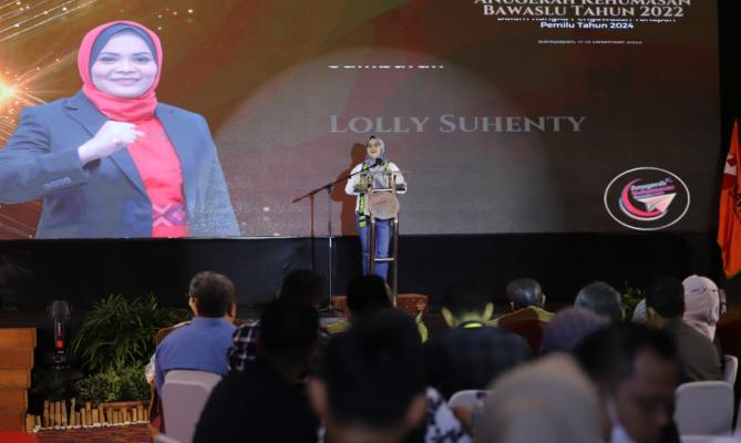 Anugerah Kehumasan, Lolly: Humas Garda Terdepan Menyampaikan Informasi Pengawasan Pemilu 