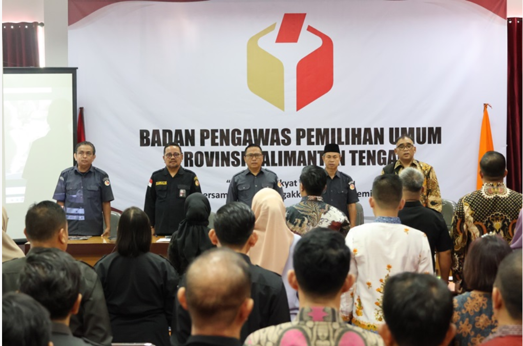 Kegiatan Peningkatan Kapasistas SDM Keuangan yang dihadiri Ketua Bawaslu Kalteng, Satriadi, Anggota Benny Setia, serta Kepala Sekretariat, Karnalis Kamaruddin, Palangka Raya, (29/7/2025). Foto : Danny (Humas Bawaslu Kalteng).
