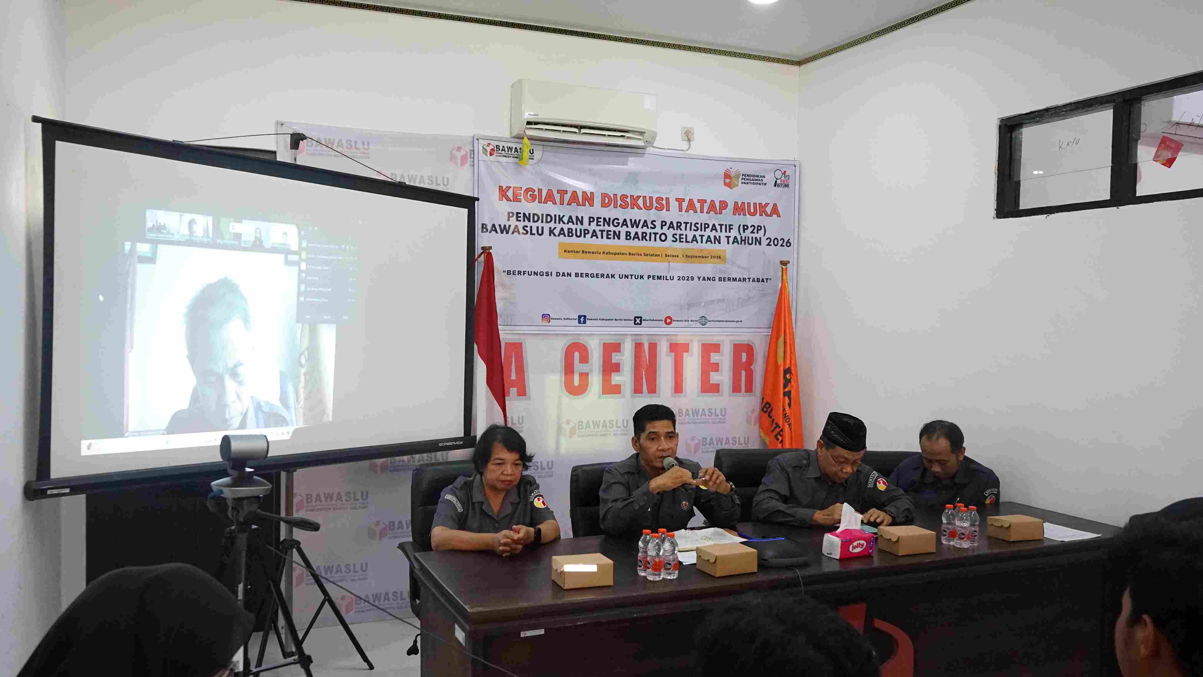 Foto pembukaan kegiatan pelaksanaan kegiatan Pendidikan Pengawas Partisipatif (P2P) Tahun 2026, 1 September 2026