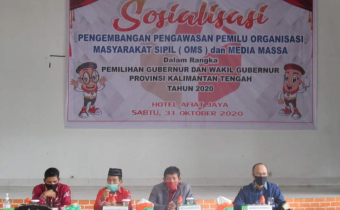 Kegiatan sosialisasi pengembangan pengawasan pemilu bagi organisasi masyarakat sipil (OMS) dan media massa