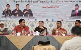 Anggota Bawaslu Puadi saat menyampaikan arahannya dalam Rapat Persiapan Pemungutan Suara Ulang Pasca Putusan MK di Barito Utara, Selasa (29/7/2025)/Foto: Publikasi dan Pemberitaan Bawaslu