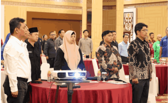 Ketua dan Anggota Bawaslu Kalteng pada acara pembukaan FGD Pengawasan, di Aquarius Boutique Hotel, Palangka Raya, Senin (21/7/2025). Foto : Danny
