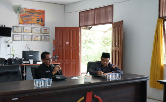 Bawaslu Kabupaten Barito Selatan gelar Rapat Dalam Kantor (RDK) fasilitasi pengelolaan layanan hukum melalui Jaringan Dokumentasi Dan Informasi Hukum (JDIH), Selasa (04/11/2025).