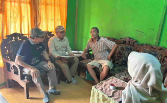 Pastikan Data Akurat, Bawaslu Kabupaten Barito Selatan Lakukan Pengawasan PDPB di Dusun Selatan