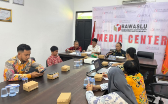 PENGELOLAAN ASET PINJAM PAKAI BARANG MILIK DAERAH (BMD) PEMERINTAH KABUPATEN BARITO SELATAN OLEH BAWASLU KABUPATEN BARITO SELATAN