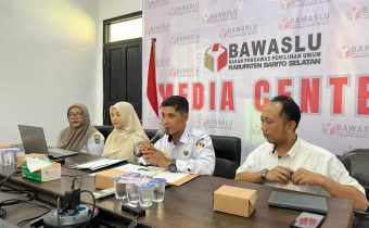 Bawaslu Barito Selatan Gelar Rakor Penguatan Kearsipan, Dorong Tertib Administrasi dan Penerapan Aplikasi SRIKANDI.